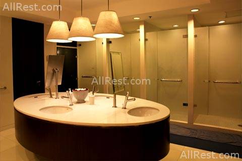 Emporium Suites Hotel 47